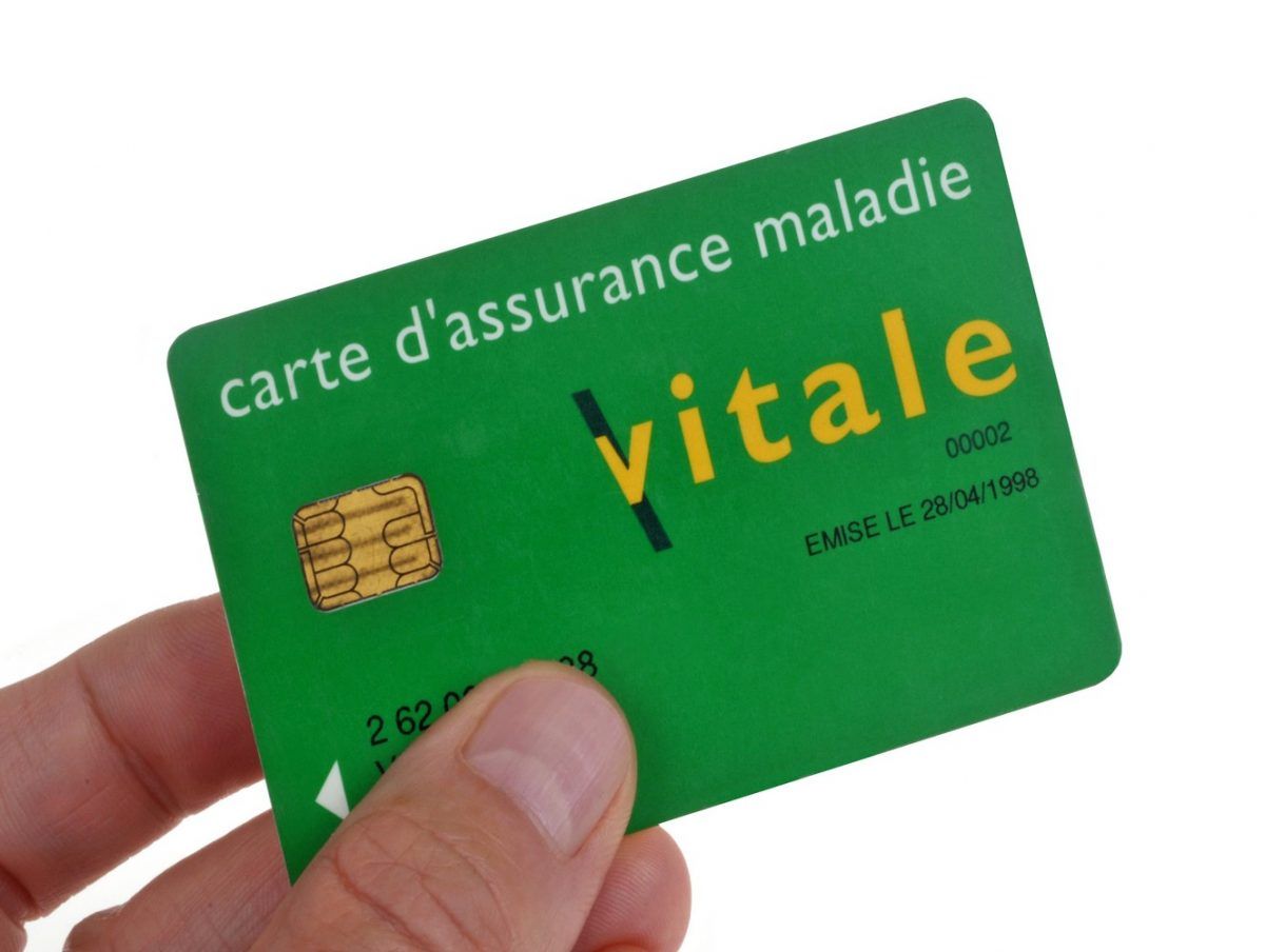 フランスの国民健康保険に登録する